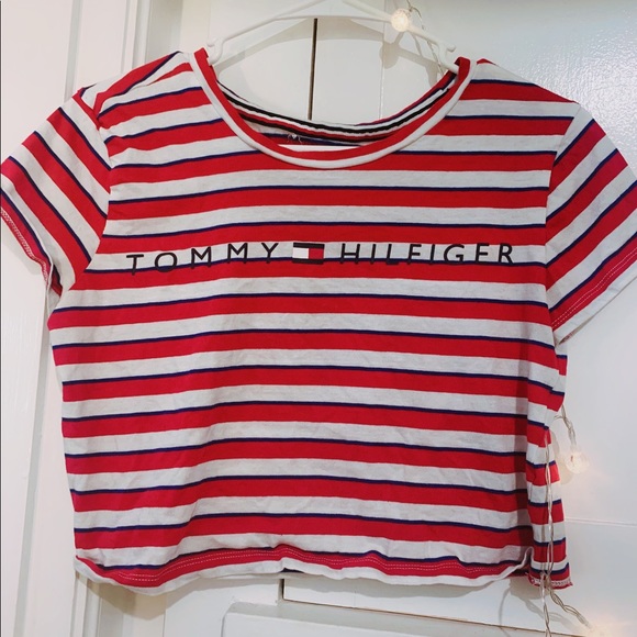 Tommy Hilfiger Tee - Picture 1 of 2